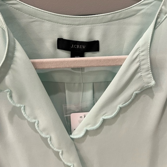 JCrew Long Sleeve Drapey Scalloped Top in Classic Mint - Picture 4 of 5